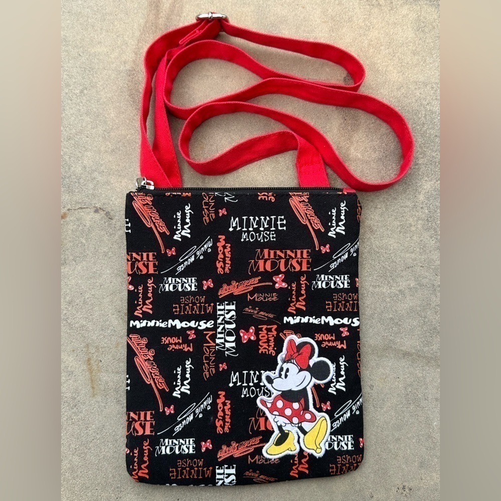 Disney Parks Minnie Mouse Crossbody Bag